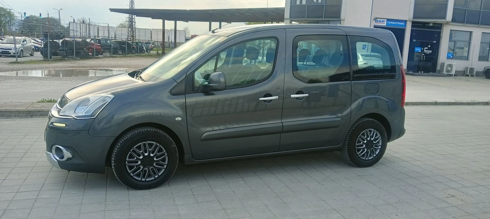 Citroen Berlingo 1.6 HDI AVTOMATIK - изображение 3