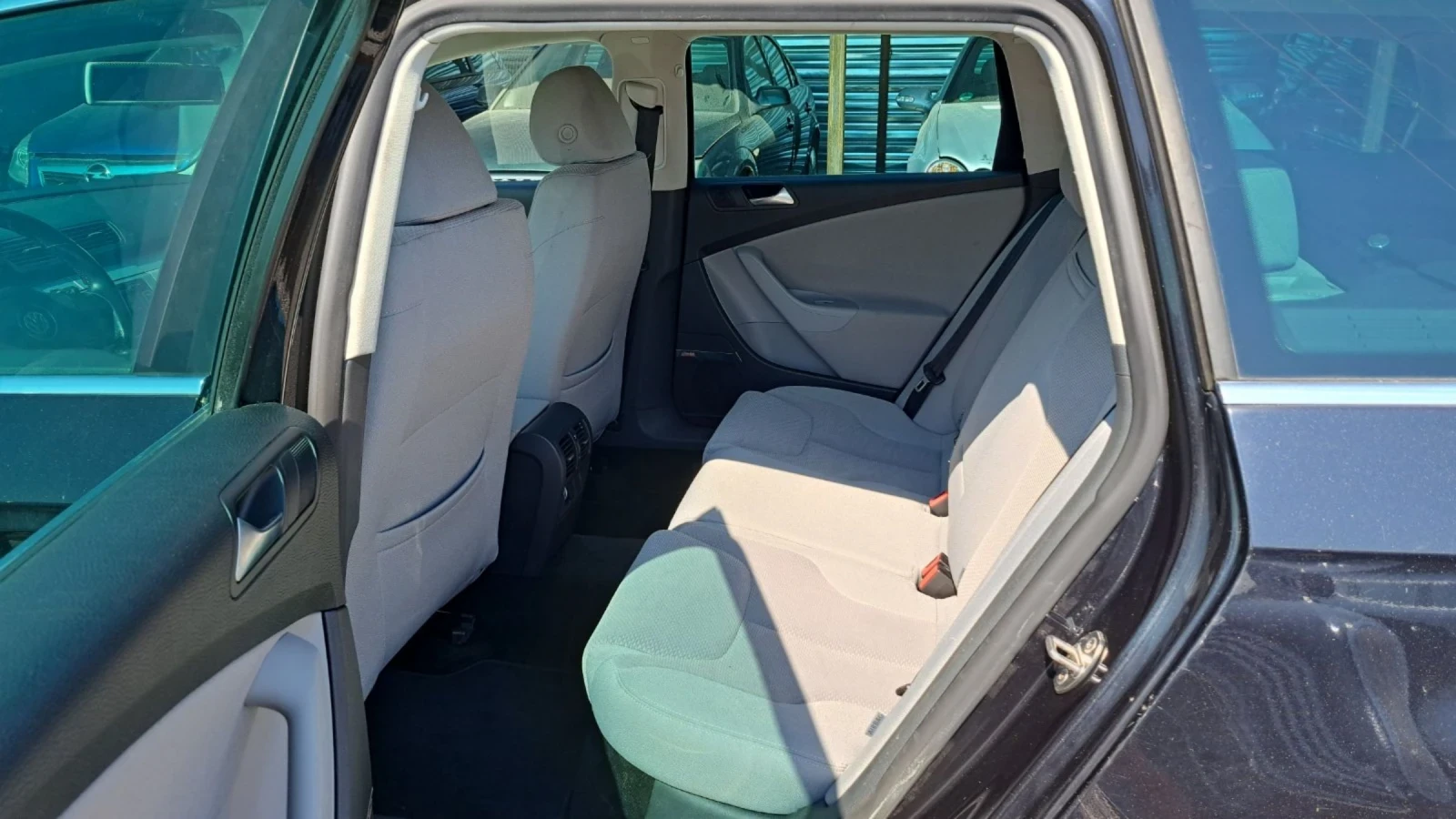 VW Passat 1.4TSI R-LINE DSG NOV VNOS GERMANY | Mobile.bg — изображение 15