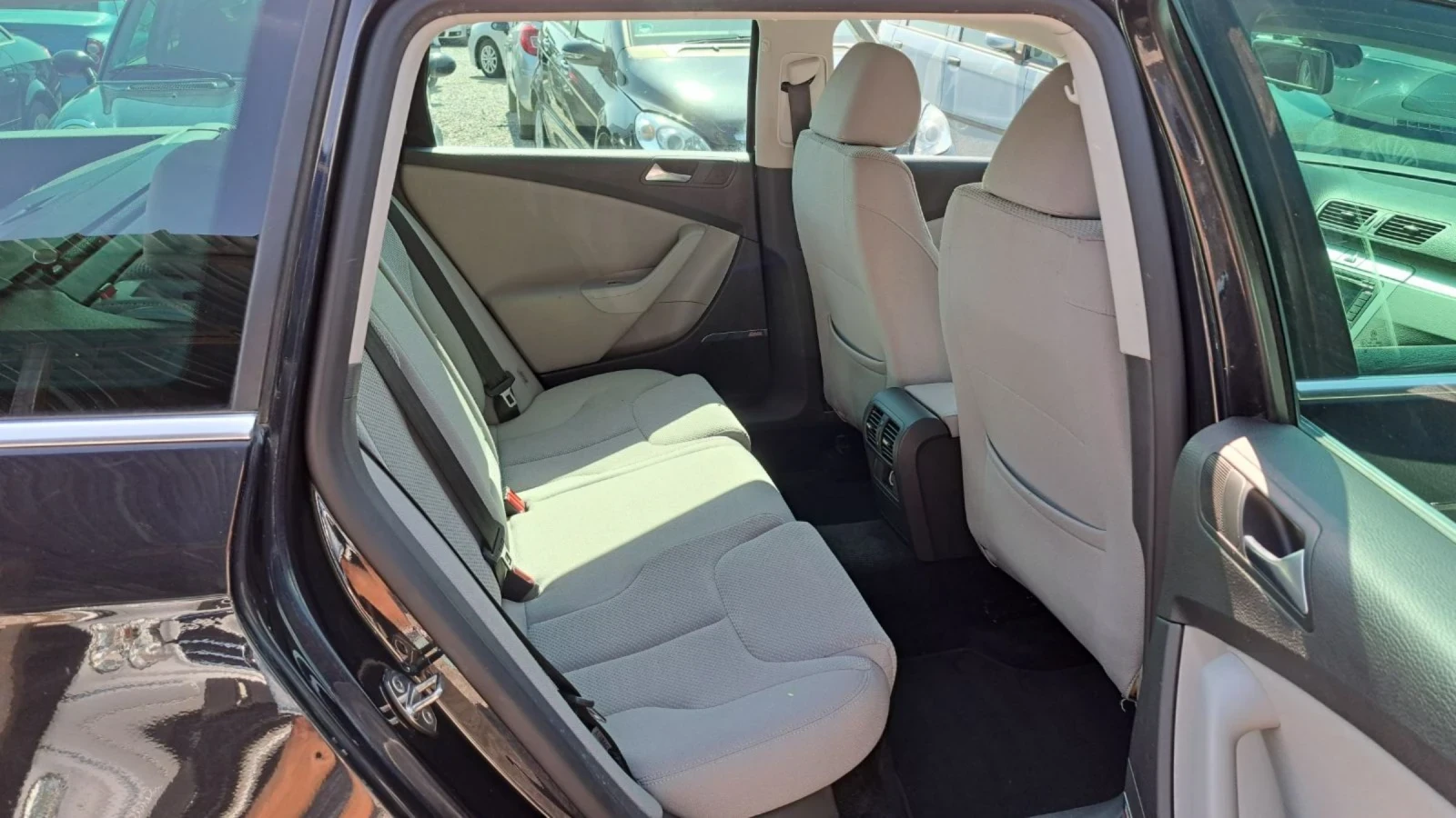 VW Passat 1.4TSI R-LINE DSG NOV VNOS GERMANY | Mobile.bg — изображение 16