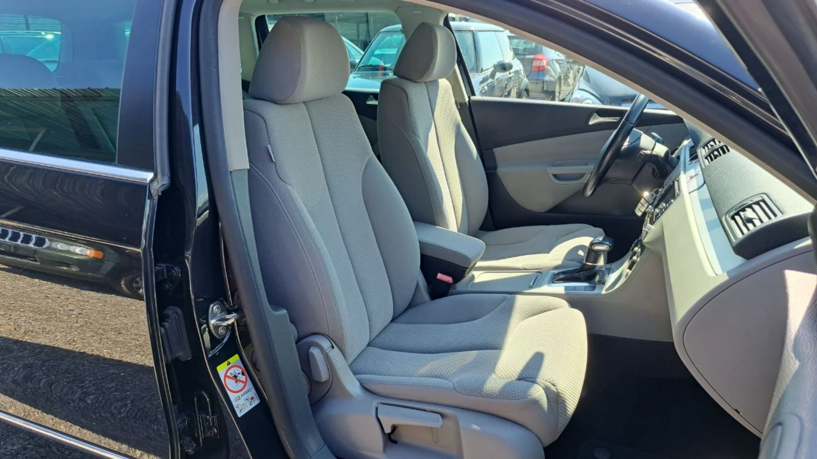 VW Passat 1.4TSI R-LINE DSG NOV VNOS GERMANY | Mobile.bg — изображение 14