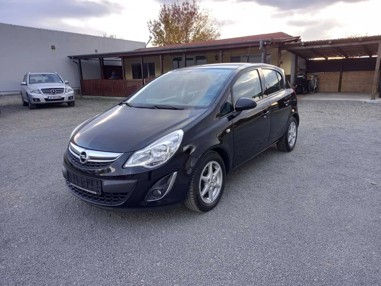 Opel Corsa 1.2  85ps. - изображение 8