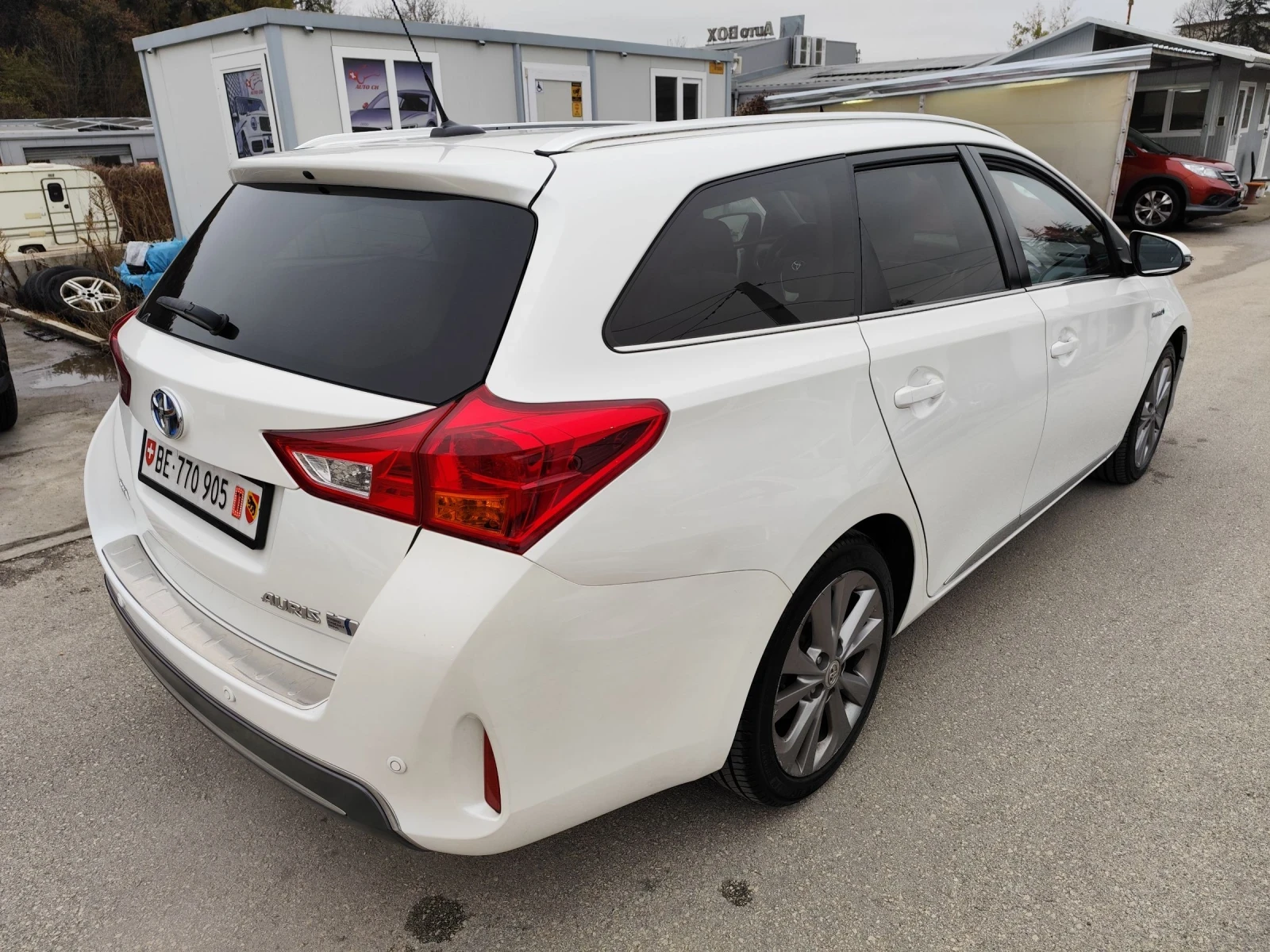 Toyota Auris 1.8 Швейцария  - изображение 8