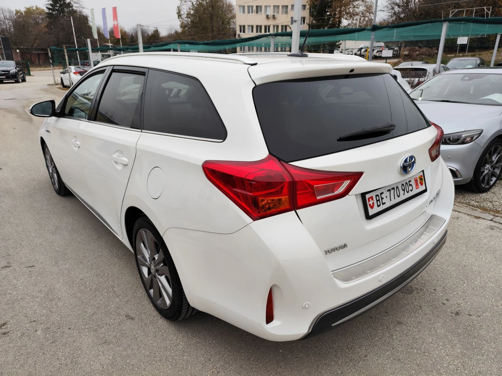 Toyota Auris 1.8 Швейцария  - изображение 5