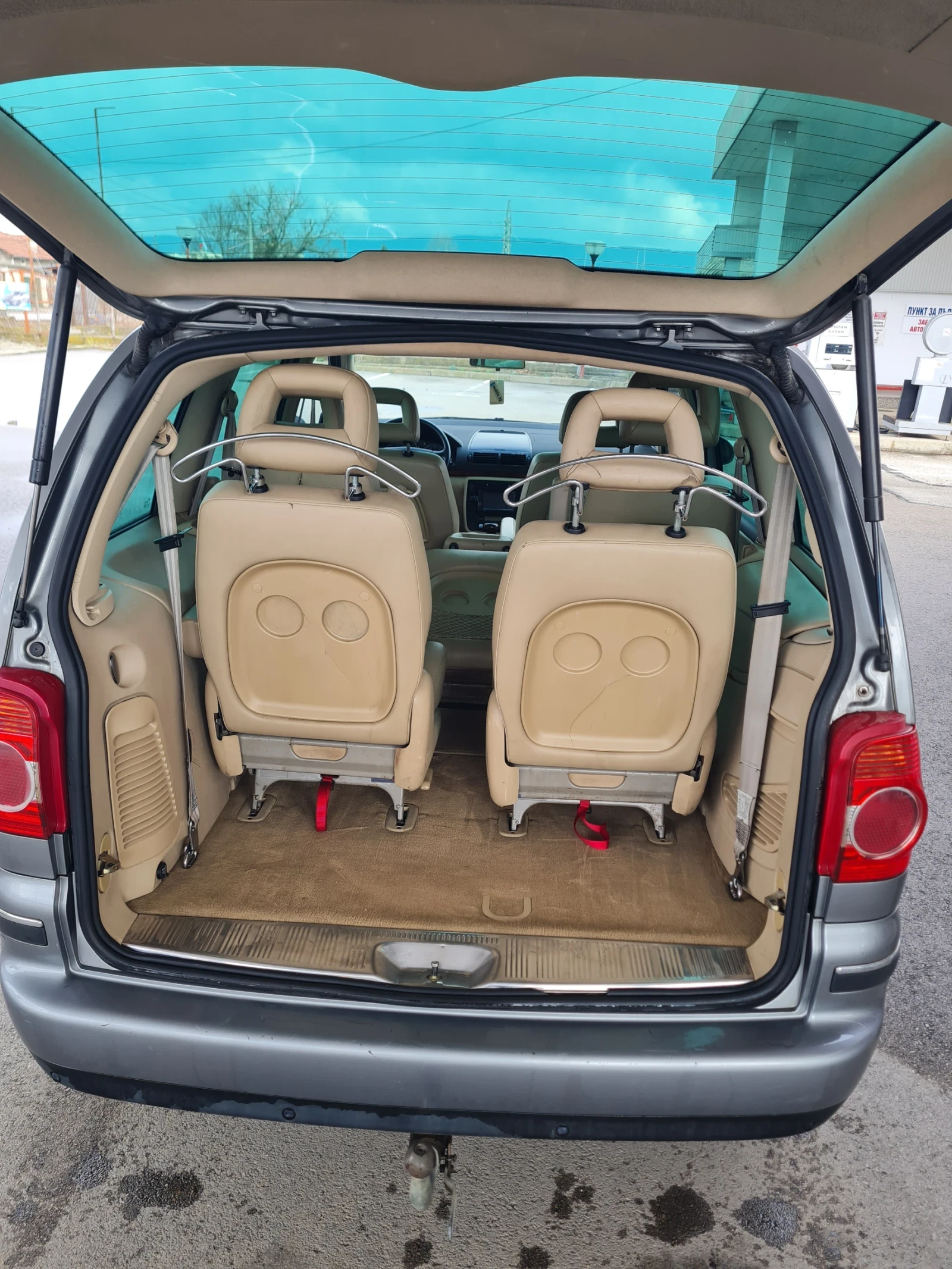 VW Sharan 1.9TDI 116к.с. 7местен  | Mobile.bg — изображение 11