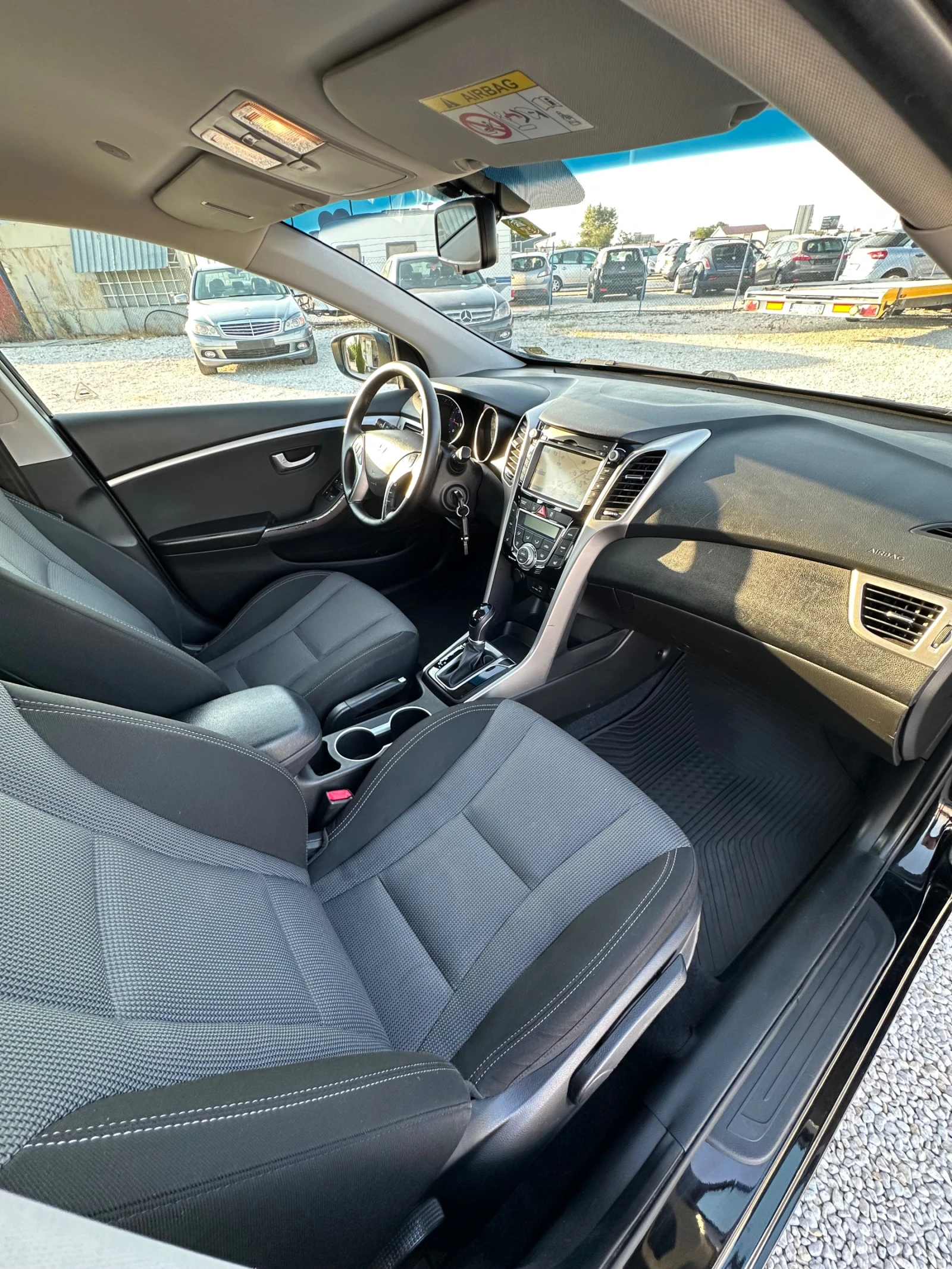 Hyundai I30 1.6 CRDI DCT Blue Automatic  - изображение 9