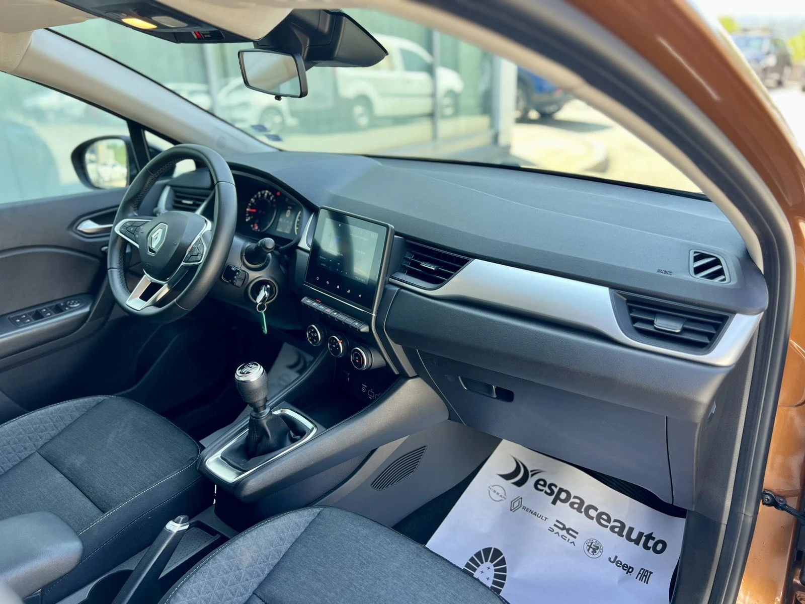 Renault Captur 1.0 TCe / 90 к.с. / ГАРАНЦИЯ - изображение 10
