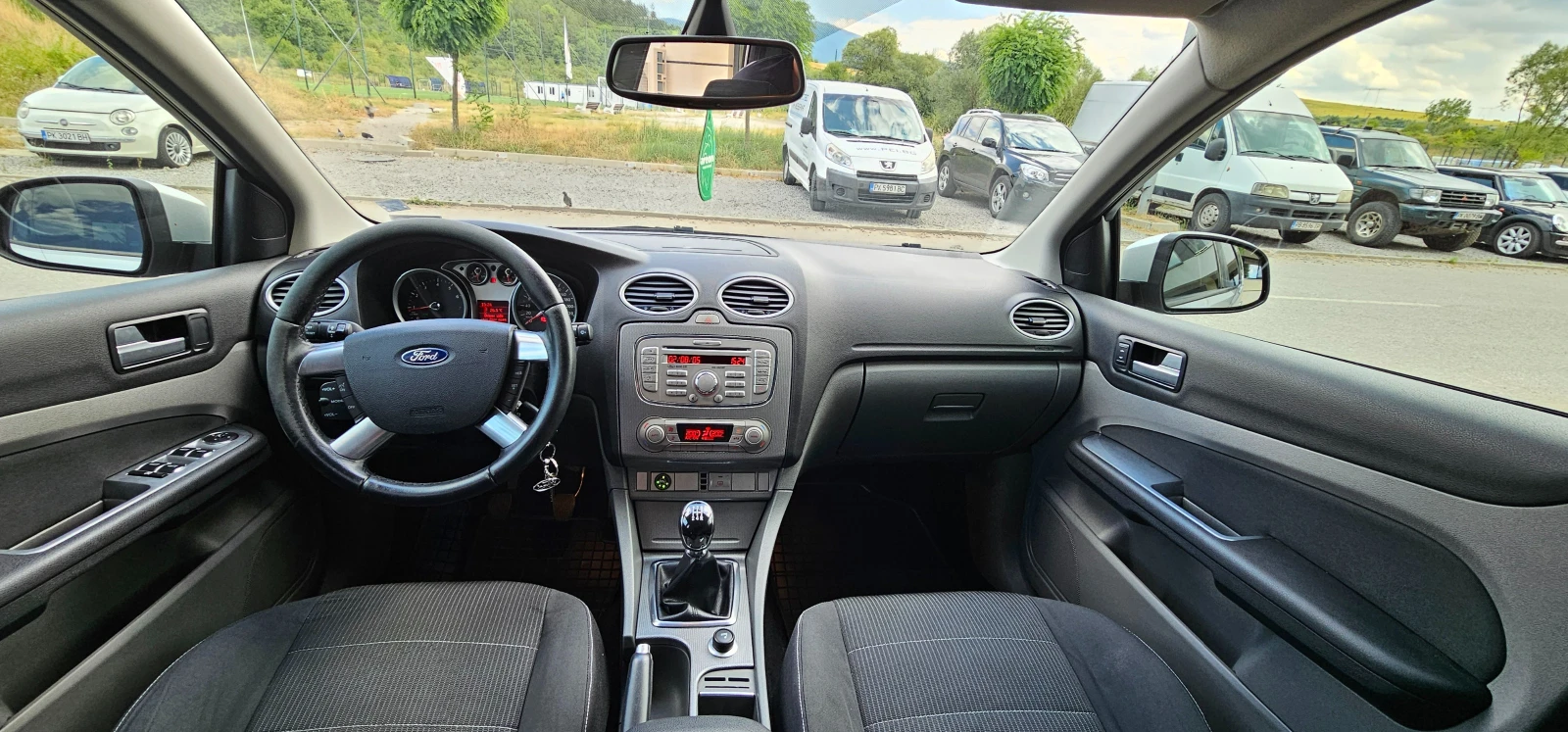 Ford Focus  Titanium 2.0 Duratec 16V - изображение 10