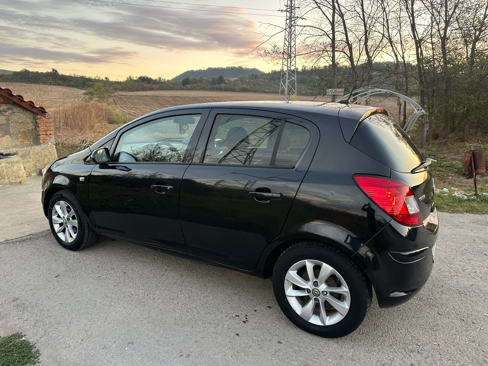 Opel Corsa 1.3CDTI - изображение 2