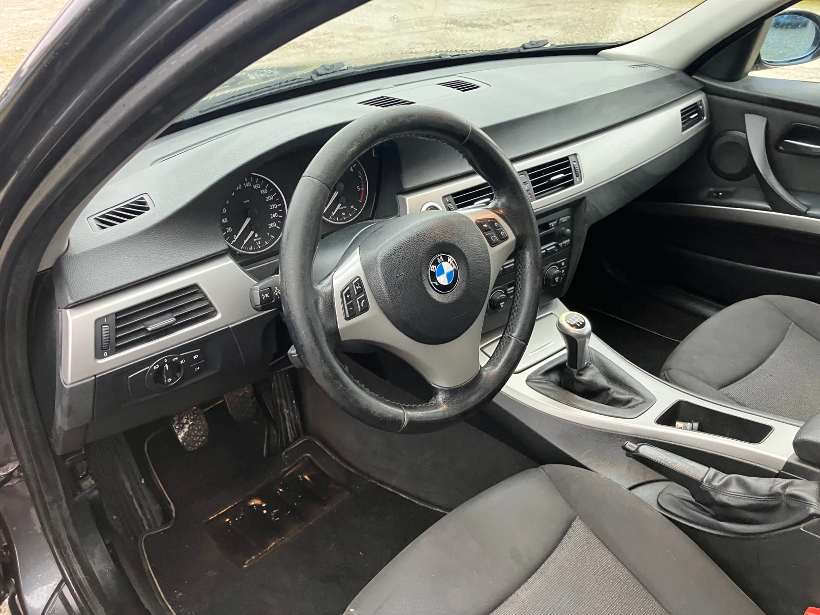 BMW 320 2.0 D - изображение 8