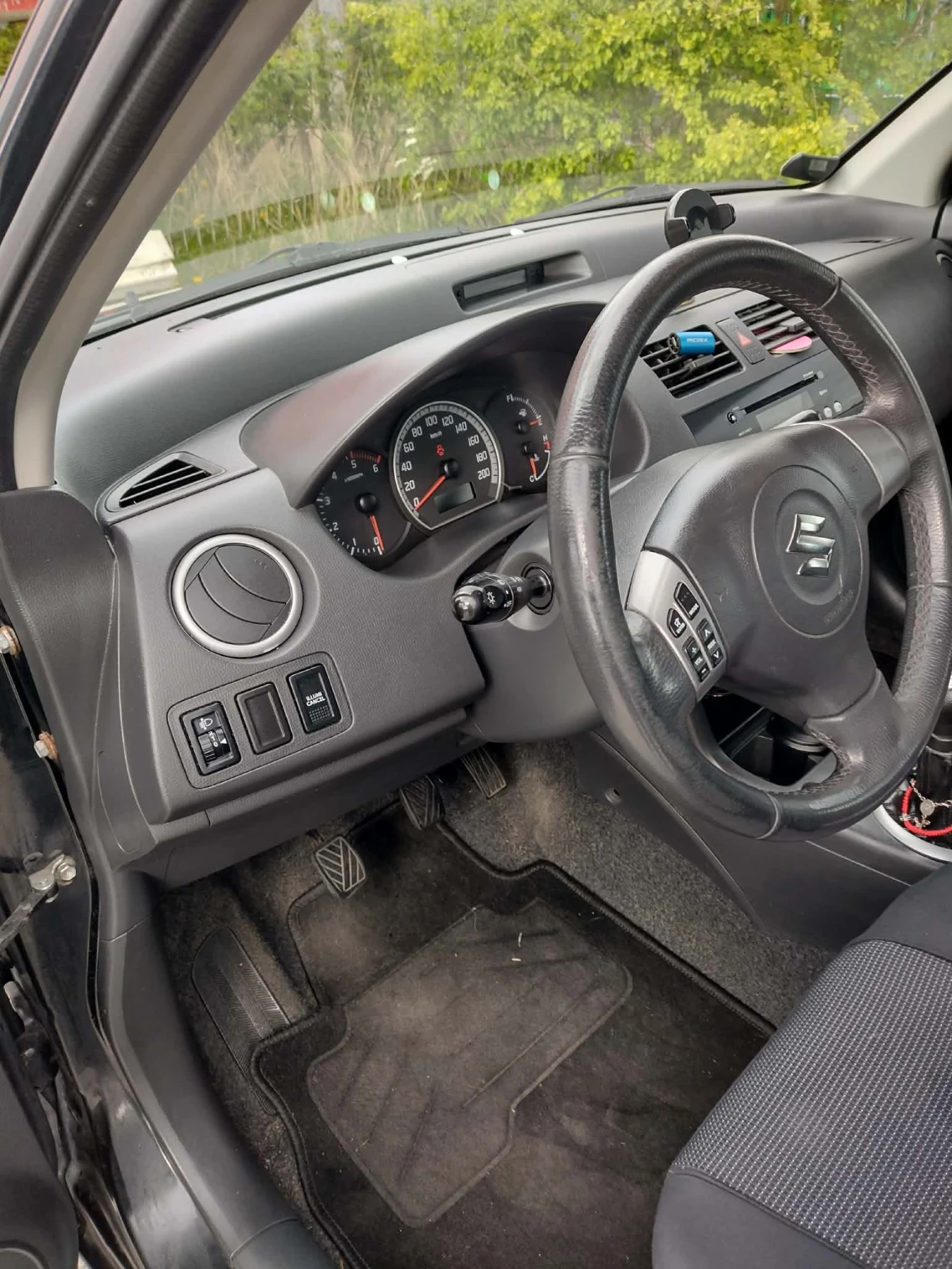 Suzuki Swift, снимка 7 - Автомобили и джипове - 53721834