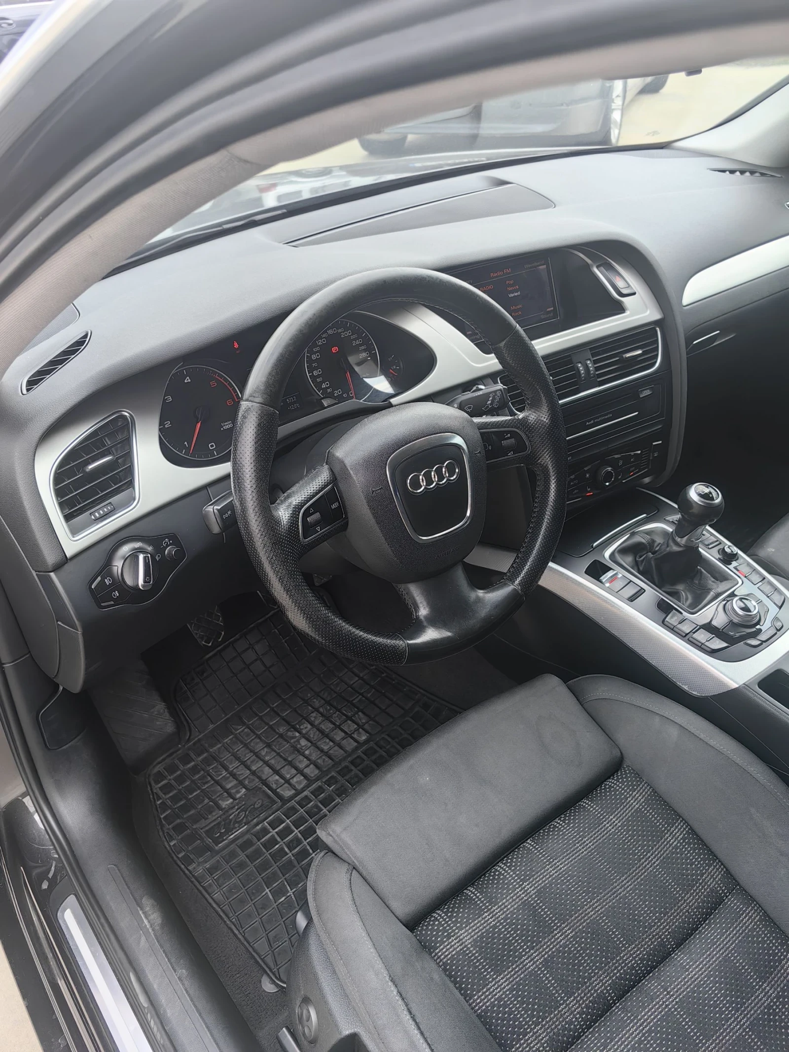 Audi A4, снимка 10 - Автомобили и джипове - 53876625