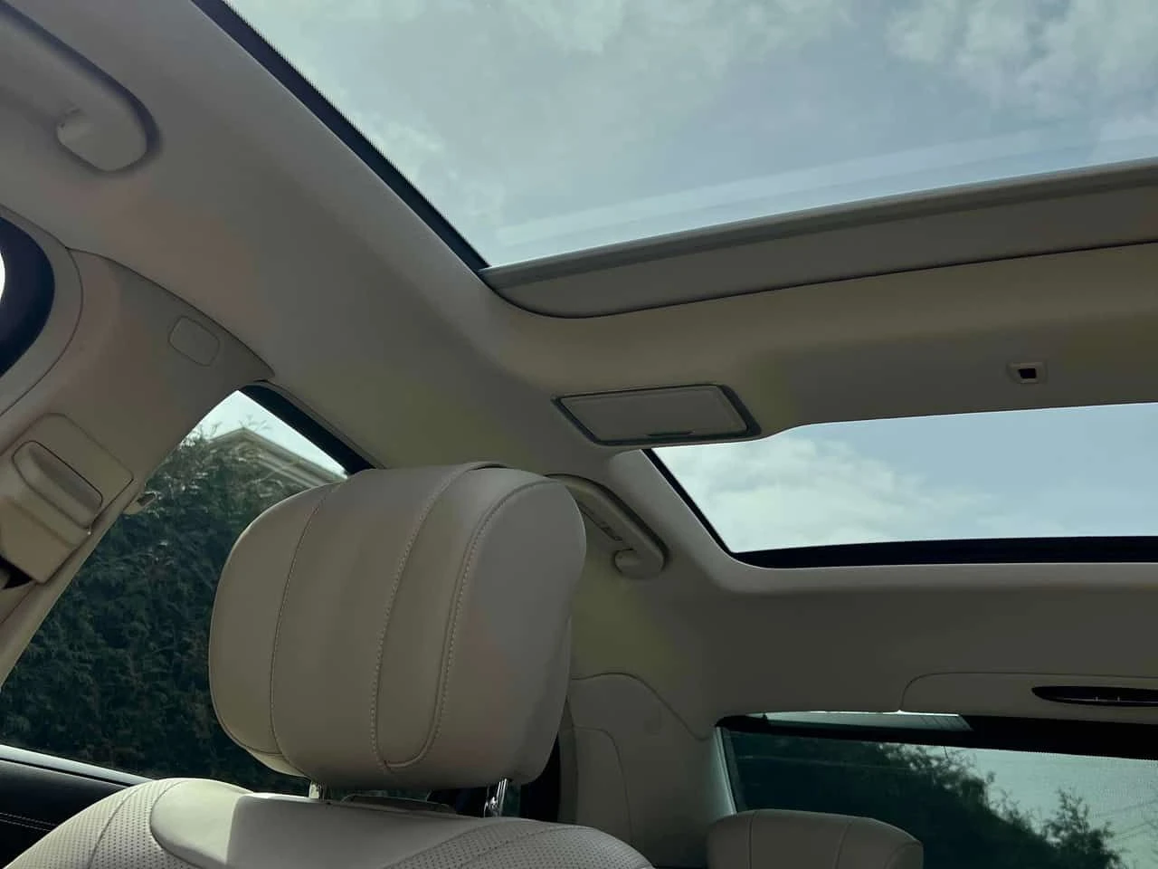 Mercedes-Benz S 550 CARFAX, снимка 9 - Автомобили и джипове - 54079972