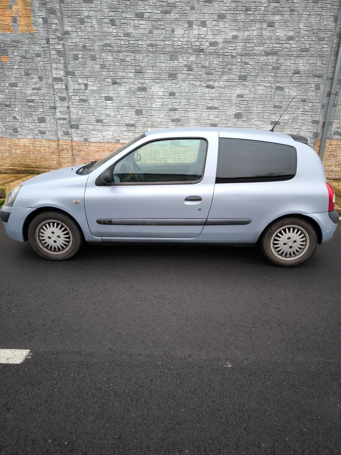 Renault Clio, снимка 2 - Автомобили и джипове - 54113344