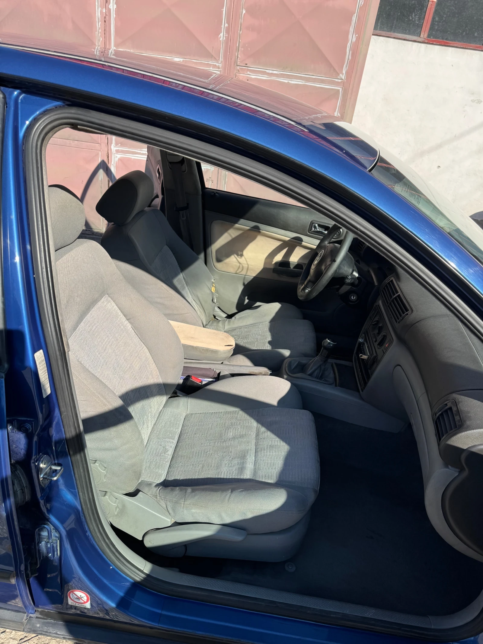 VW Passat 1.9 , снимка 9 - Автомобили и джипове - 54481455