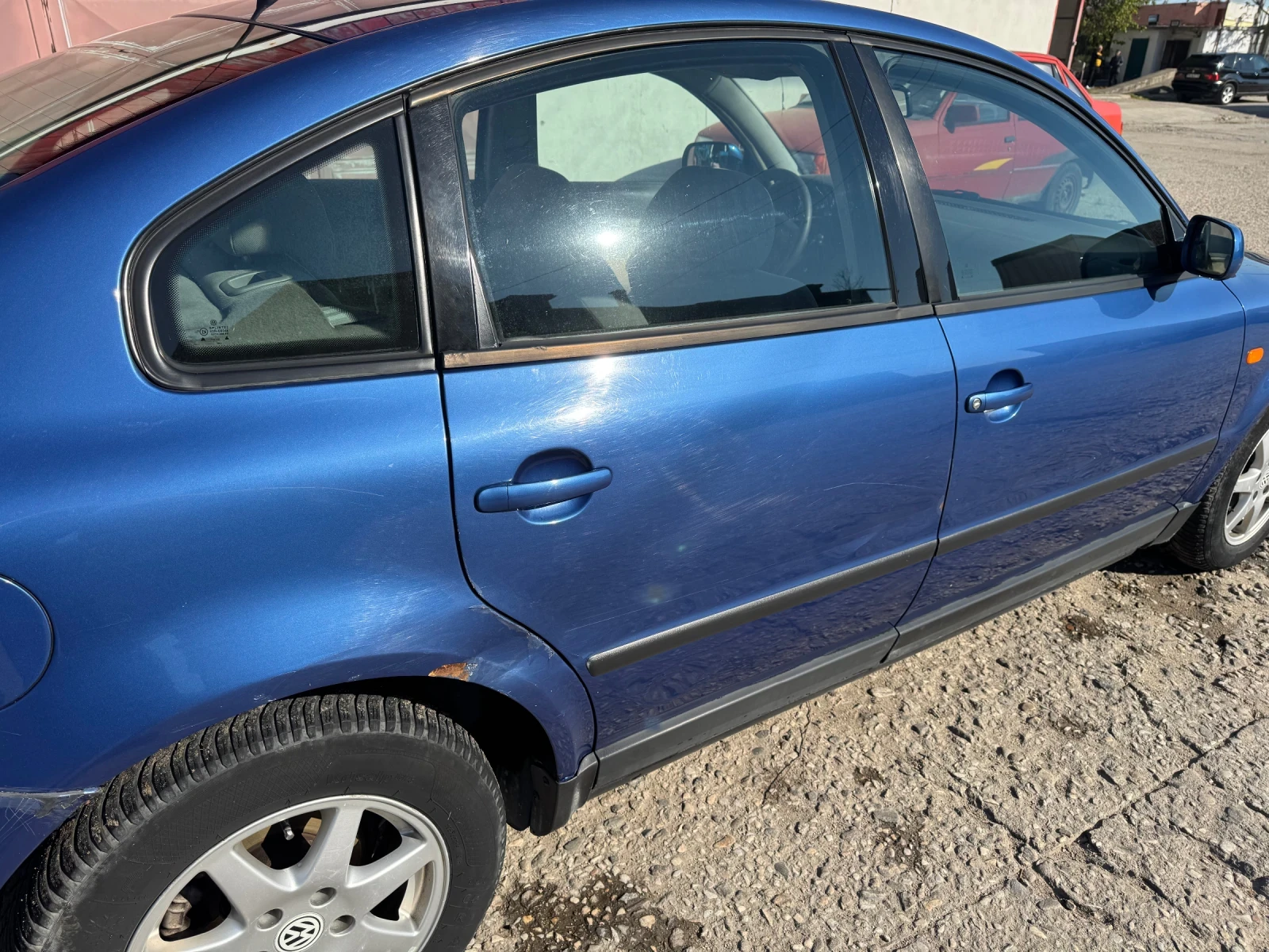 VW Passat 1.9 , снимка 5 - Автомобили и джипове - 54481455