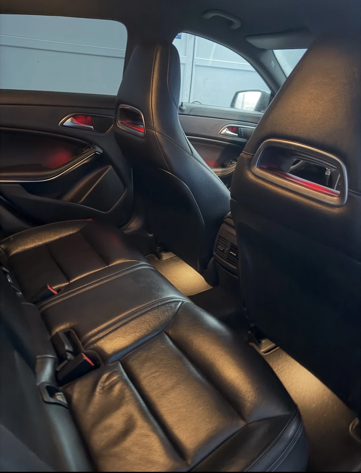 Mercedes-Benz CLA 220 AMG DISTRONIC ИЗПЛАЩАНЕ, снимка 6 - Автомобили и джипове - 54662486