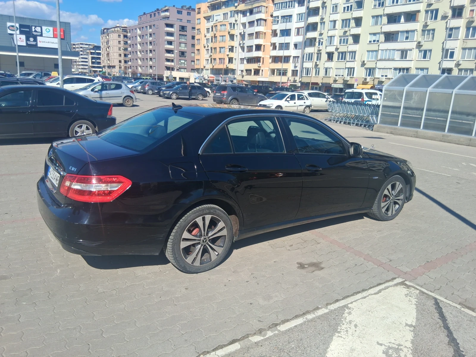Mercedes-Benz E 200, снимка 5 - Автомобили и джипове - 54786407