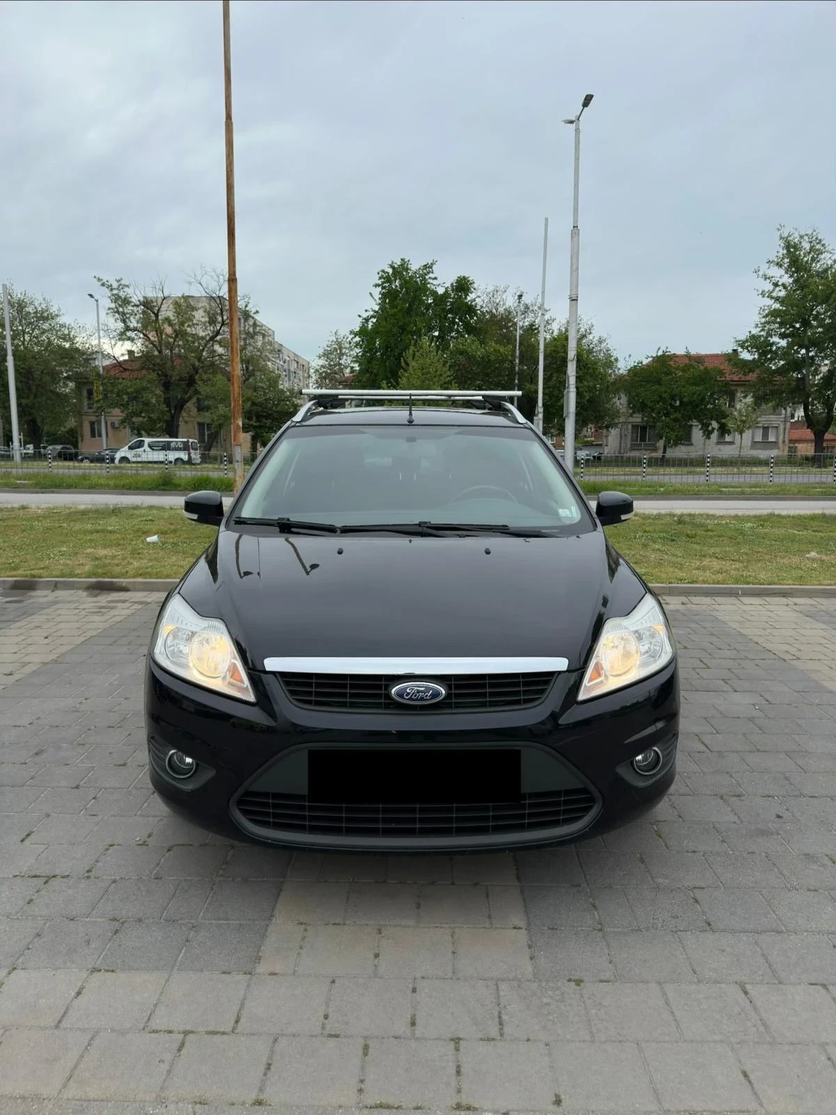 Ford Focus 1.6i 101кс/Автопилот/Климатроник/Теглич, снимка 3 - Автомобили и джипове - 54826286