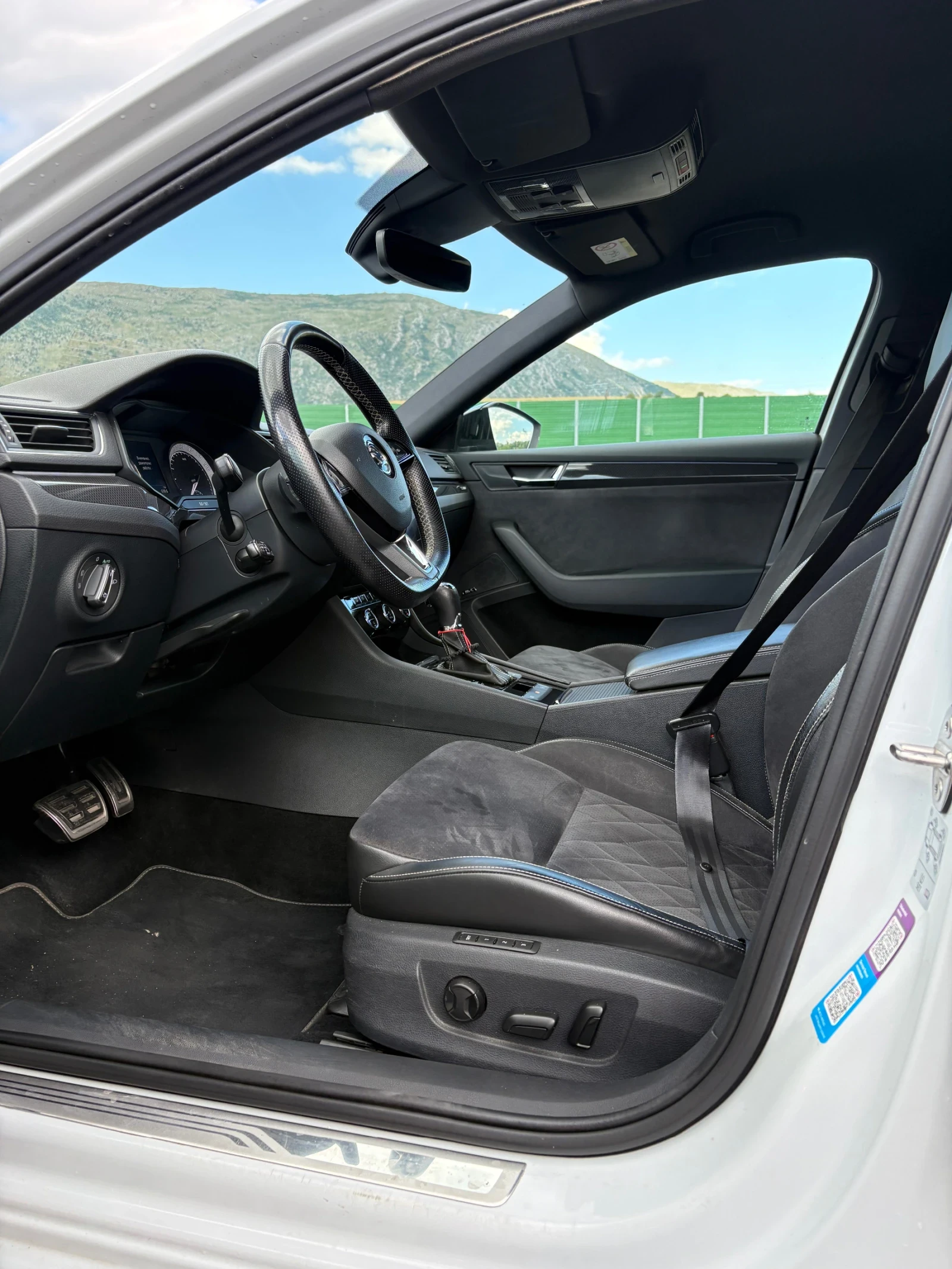 Skoda Superb  2000TDI 190 к.с. 4x4 DS, снимка 9 - Автомобили и джипове - 54976706