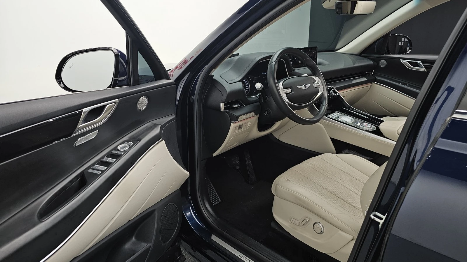 Genesis GV80 2.5* ЛЮК* KEYLESS* ПОДГРЕВ ВОЛАН* КРАЙНА ЦЕНА, снимка 11 - Автомобили и джипове - 55318968