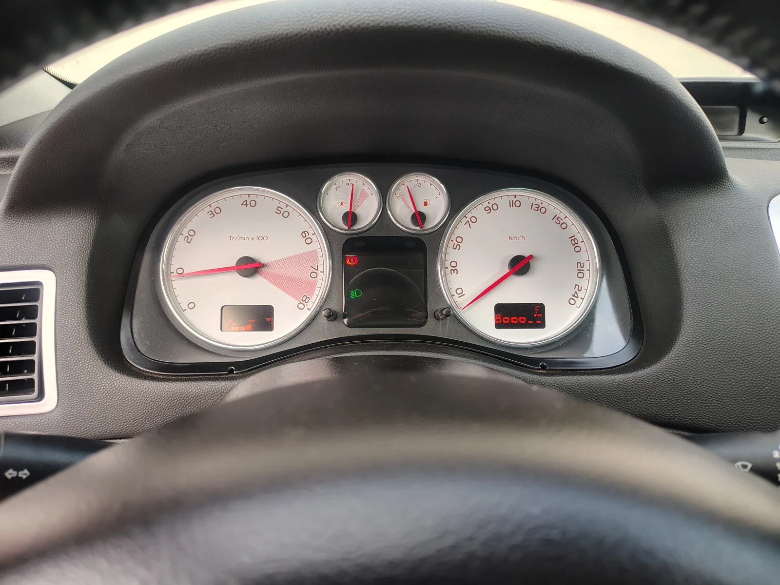 Peugeot 307 CC, снимка 9 - Автомобили и джипове - 55355009