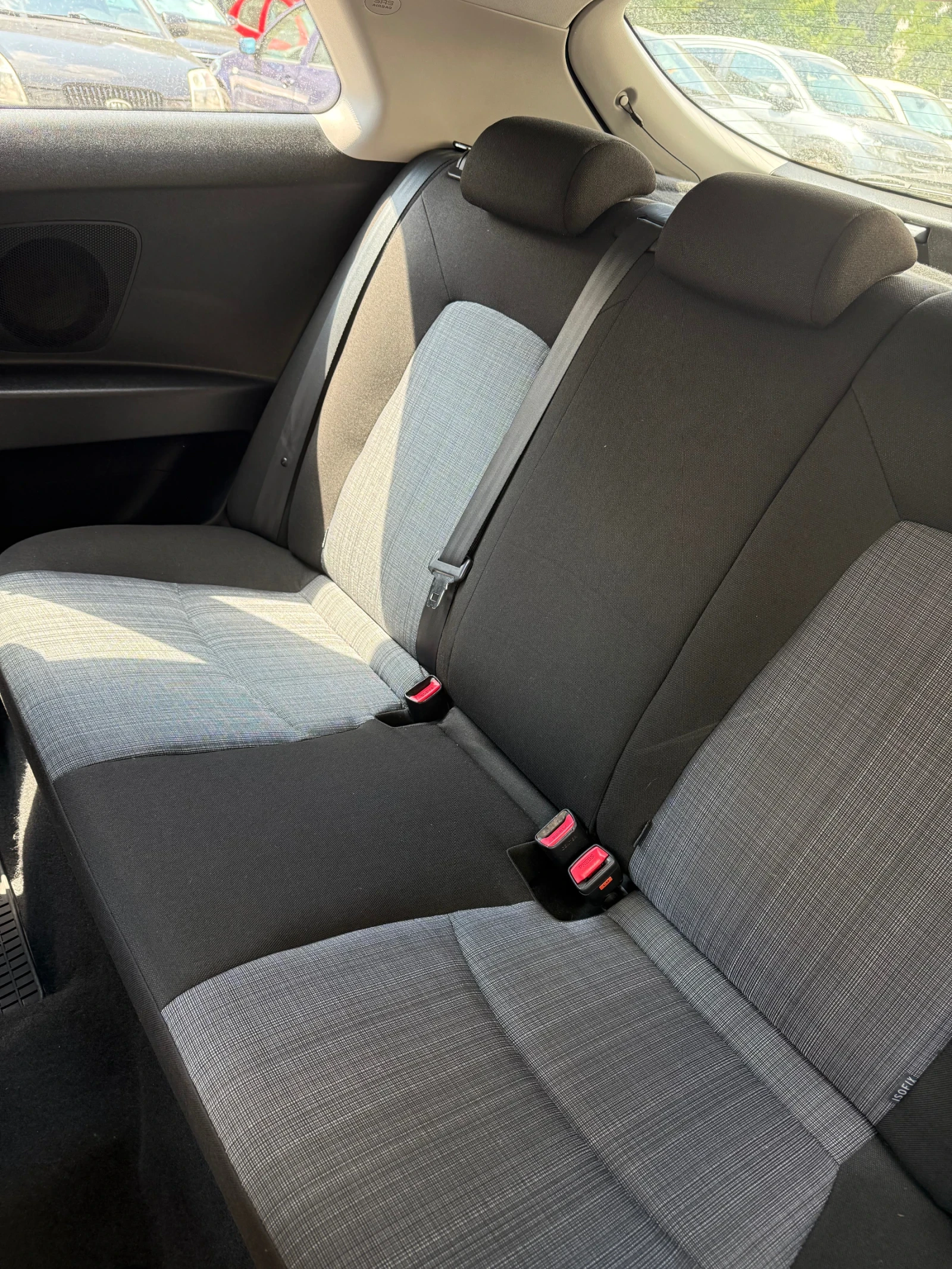 Kia Ceed 1.4i 126хил!!!НОВВНОСАвстрияРегистрирана Обслужена, снимка 9 - Автомобили и джипове - 55654446