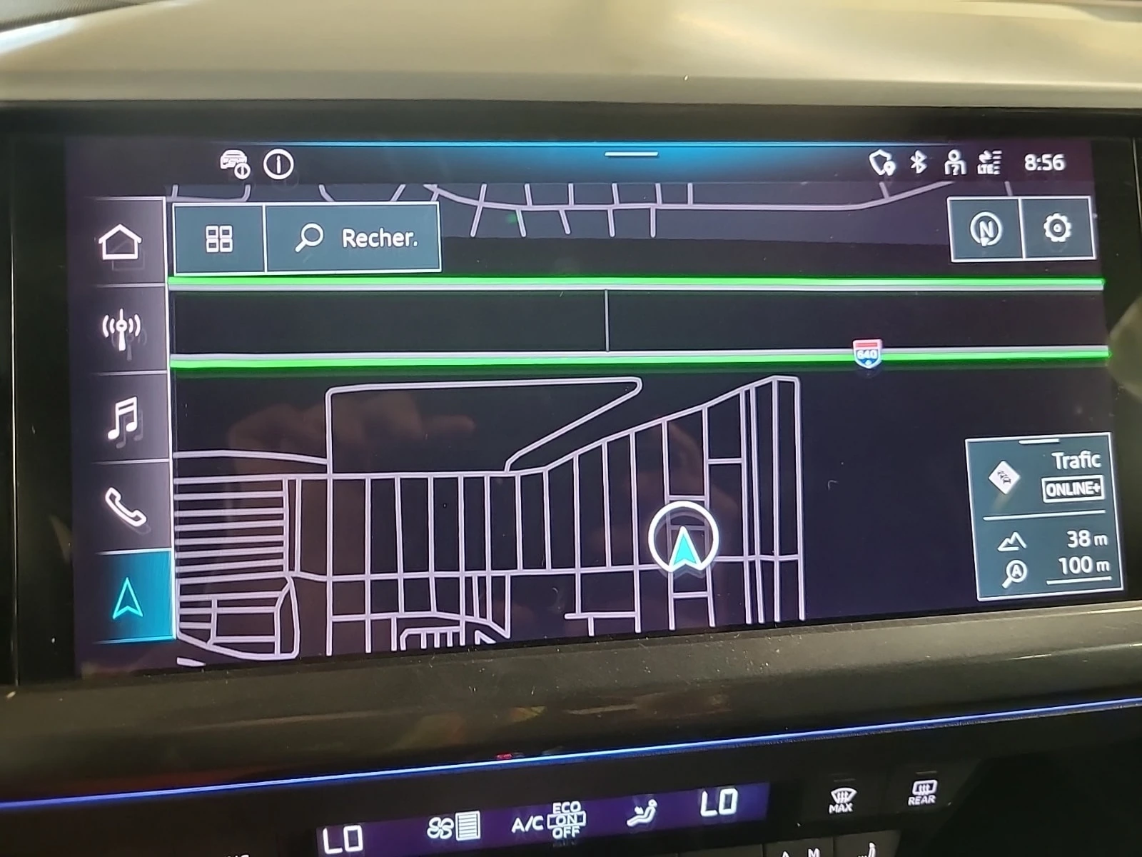 Audi E-Tron 55 QUATTRO / S-LINE / 360 / PANORAMA  , снимка 12 - Автомобили и джипове - 55847052