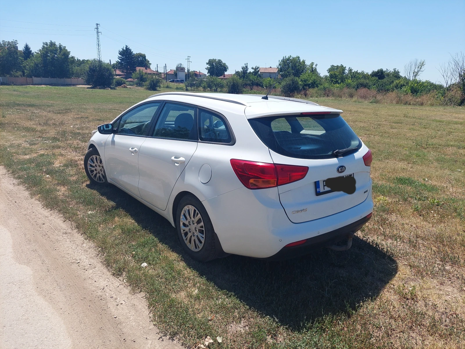 Kia Ceed, снимка 3 - Автомобили и джипове - 56229617