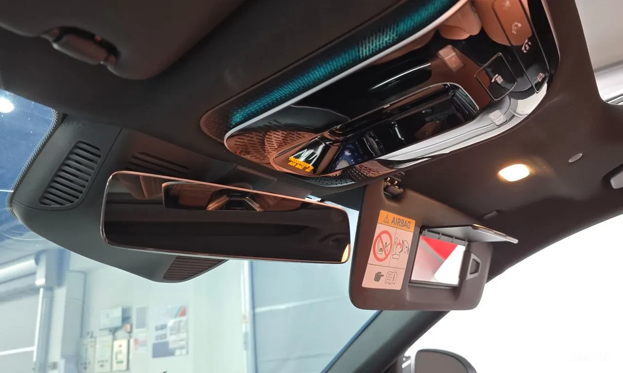 Mercedes-Benz C 300 4MATIC Avantgarde, БЕЗ ИНЦИДЕНТИ, ЦЕНА до БГ, снимка 17 - Автомобили и джипове - 56302440