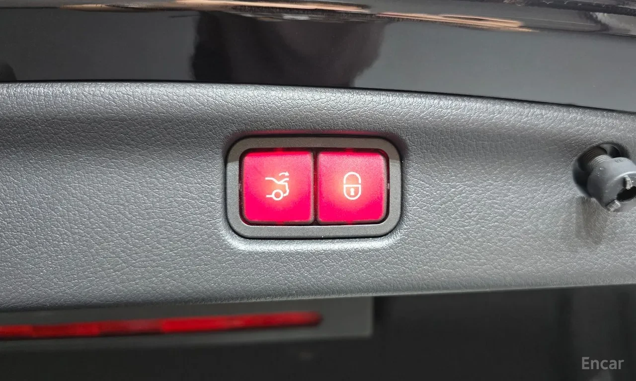 Mercedes-Benz C 300 4MATIC Avantgarde, БЕЗ ИНЦИДЕНТИ, ЦЕНА до БГ, снимка 15 - Автомобили и джипове - 56302440