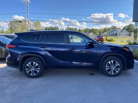 Toyota Highlander XLE AWD | CARFAX | АВТОФИНАНСИРАНЕ, снимка 4
