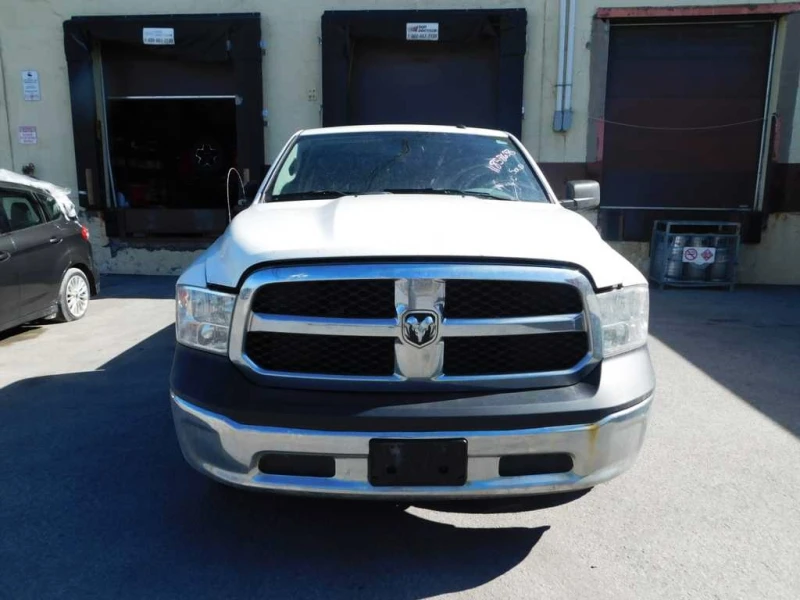 Dodge RAM 1500 ST, снимка 1 - Автомобили и джипове - 48798860