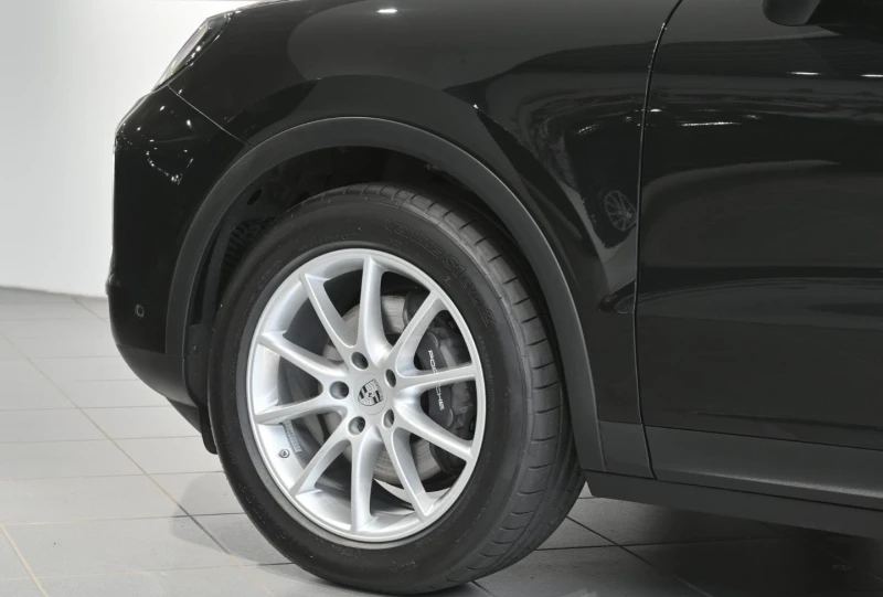 Porsche Cayenne V6/FACELIFT/BOSE/PANO/MATRIX/360/, снимка 4 - Автомобили и джипове - 51880505