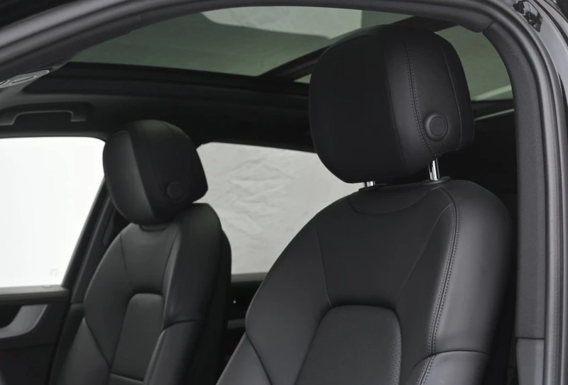 Porsche Cayenne V6/FACELIFT/BOSE/PANO/MATRIX/360/, снимка 10 - Автомобили и джипове - 51880505