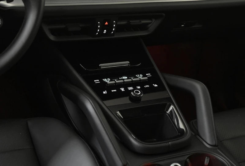 Porsche Cayenne V6/FACELIFT/BOSE/PANO/MATRIX/360/, снимка 15 - Автомобили и джипове - 51880505