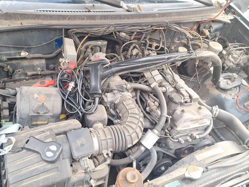Suzuki Grand vitara 2, 0 128 к.с, снимка 16 - Автомобили и джипове - 52660672