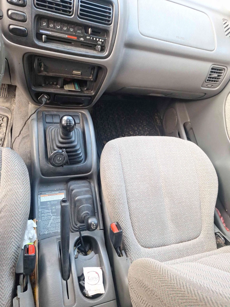 Suzuki Grand vitara 2, 0 128 к.с, снимка 10 - Автомобили и джипове - 52660672
