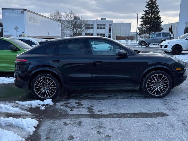 Porsche Cayenne 2022 Coupe AWD * CARFAX * БЕЗ ПЪРВОНАЧАЛНА ВНОСКА, снимка 4 - Автомобили и джипове - 52793652