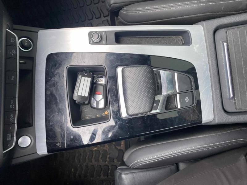 Audi Q5 * Progressiv * CARFAX * ЦЕНА ДО БГ, снимка 17 - Автомобили и джипове - 52830025