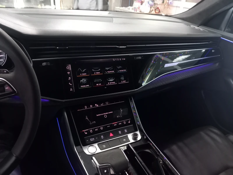 Audi Q8, снимка 4 - Автомобили и джипове - 53100348