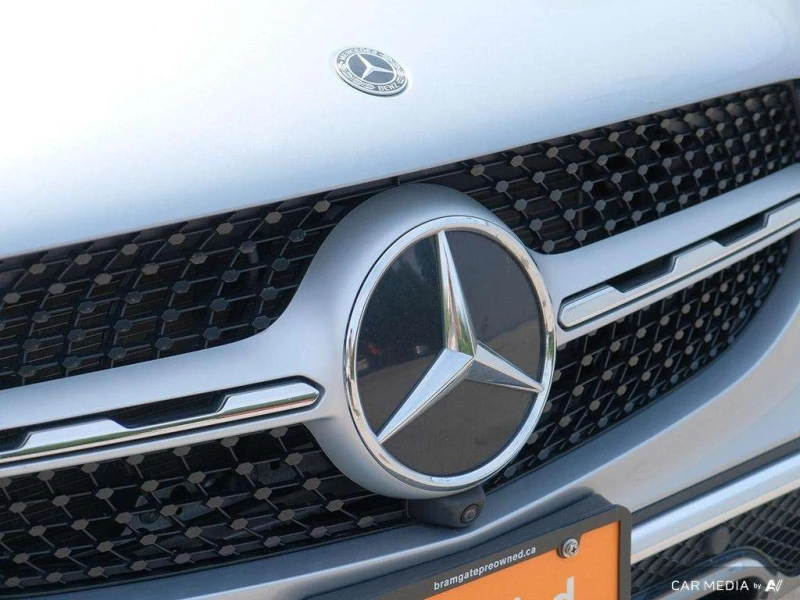 Mercedes-Benz GLC * GLC300 4MATIC * CARFAX * ЦЕНА ДО БГ, снимка 4 - Автомобили и джипове - 53343534