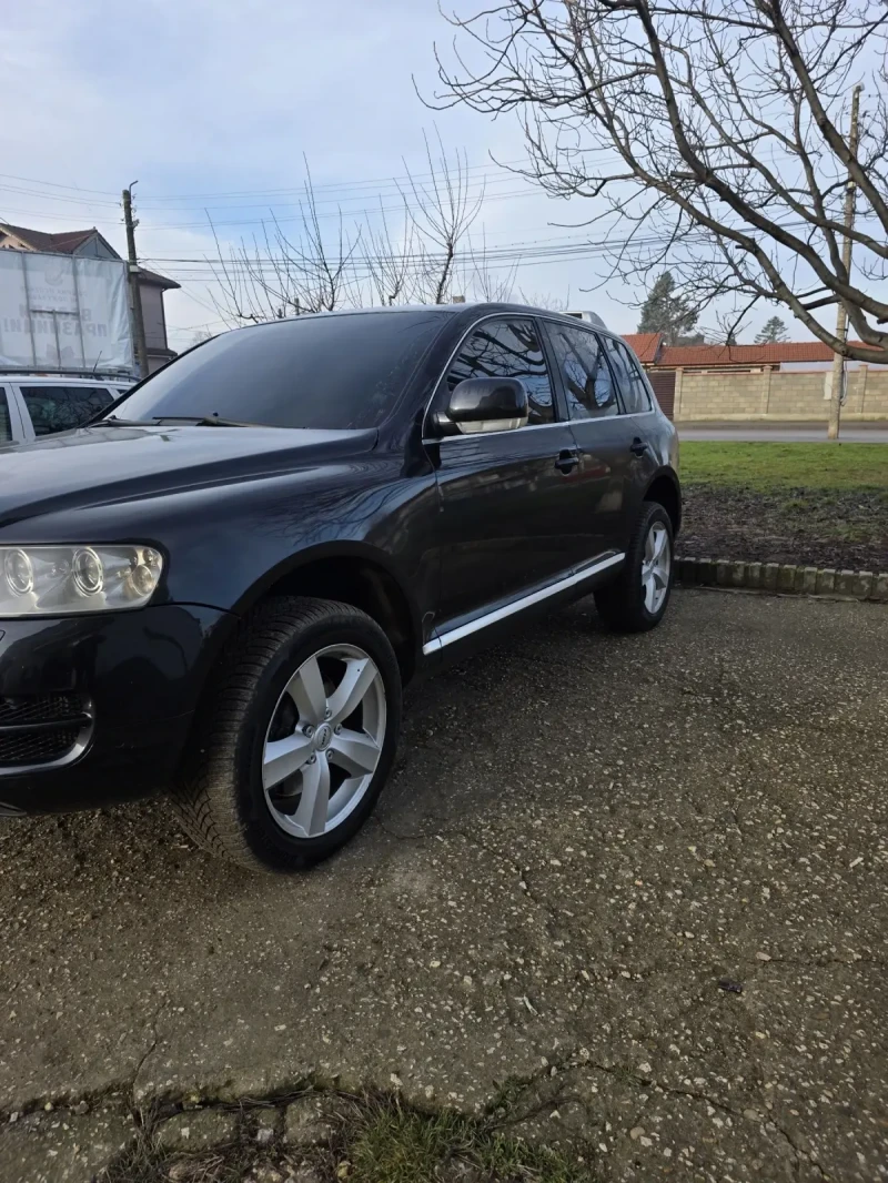 VW Touareg, снимка 2 - Автомобили и джипове - 53449512