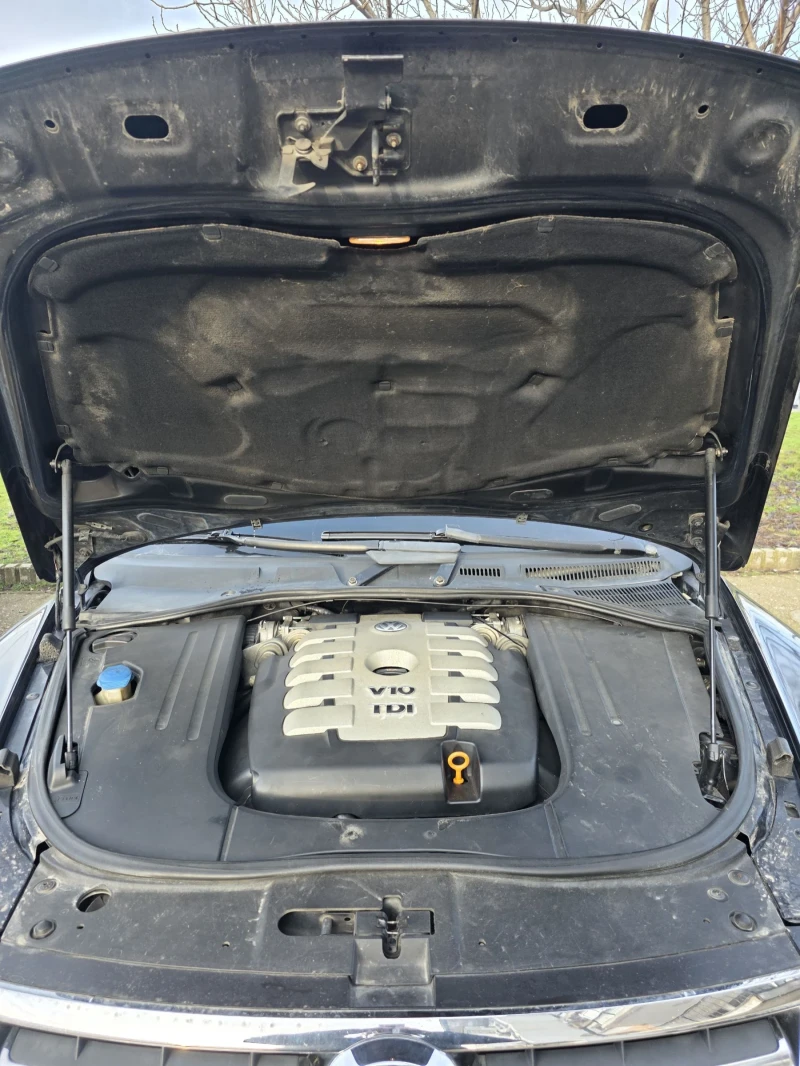 VW Touareg, снимка 7 - Автомобили и джипове - 53449512