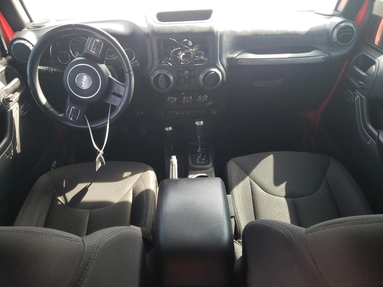 Jeep Wrangler UNLIMITED SPORT - изображение 8