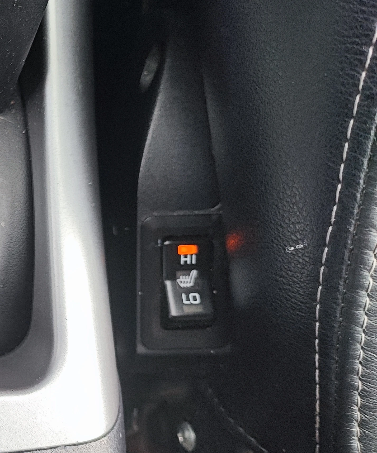 Citroen C-Crosser  - изображение 8