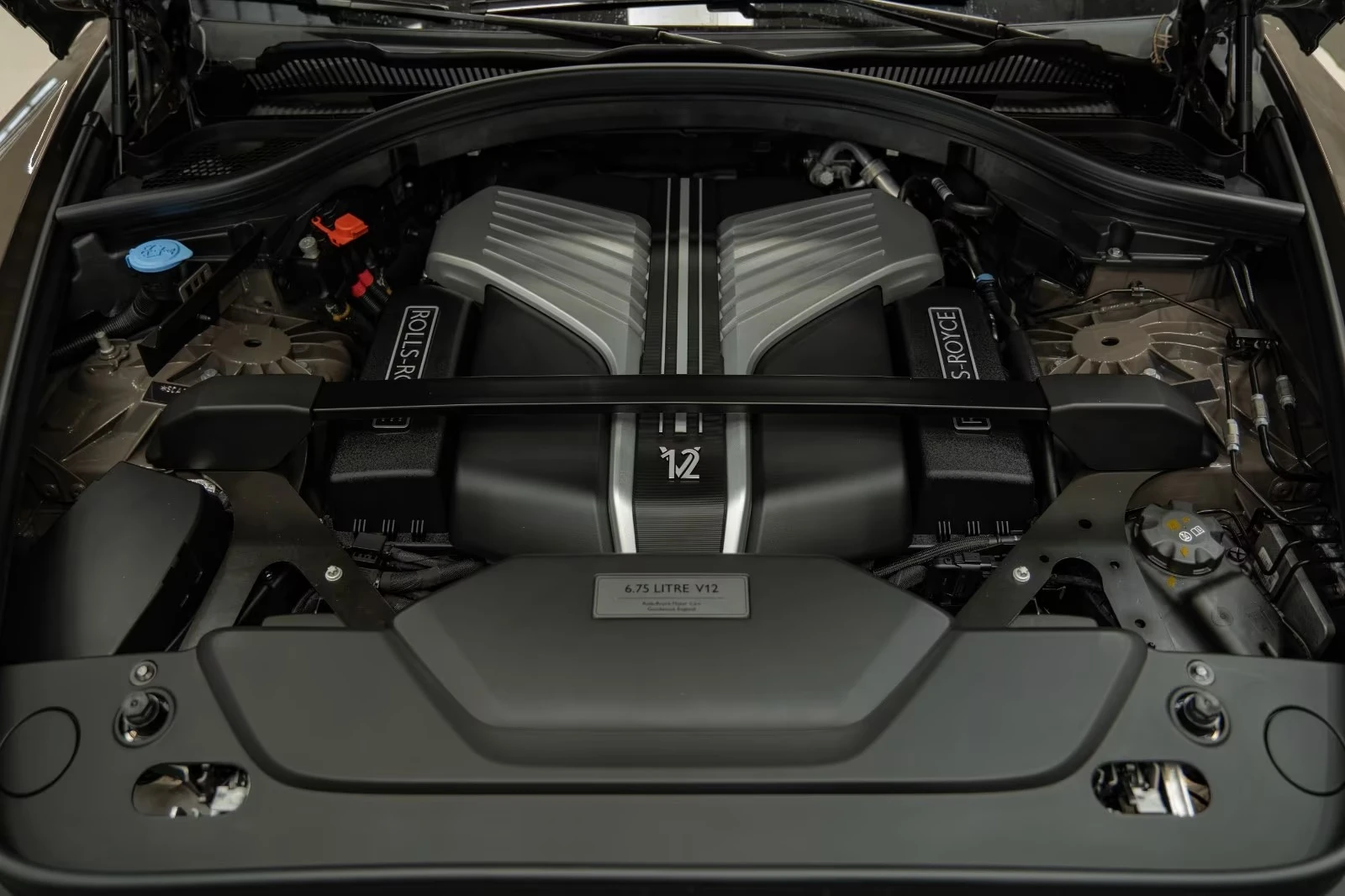 Rolls-Royce Cullinan | Mobile.bg   15