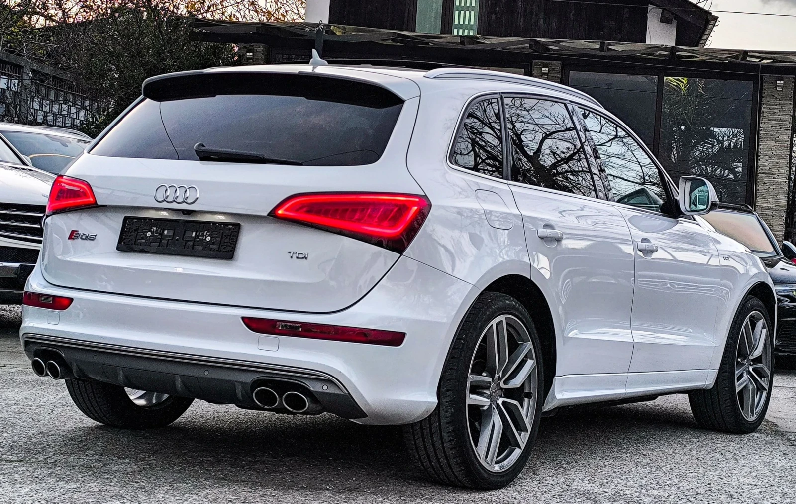 Audi SQ5 3.0TDI BITURBO ПАНОРАМА KEYLESS  - изображение 6