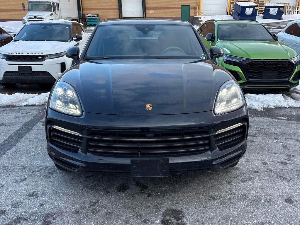 Porsche Cayenne 2022 Coupe AWD * CARFAX * БЕЗ ПЪРВОНАЧАЛНА ВНОСКА - изображение 2