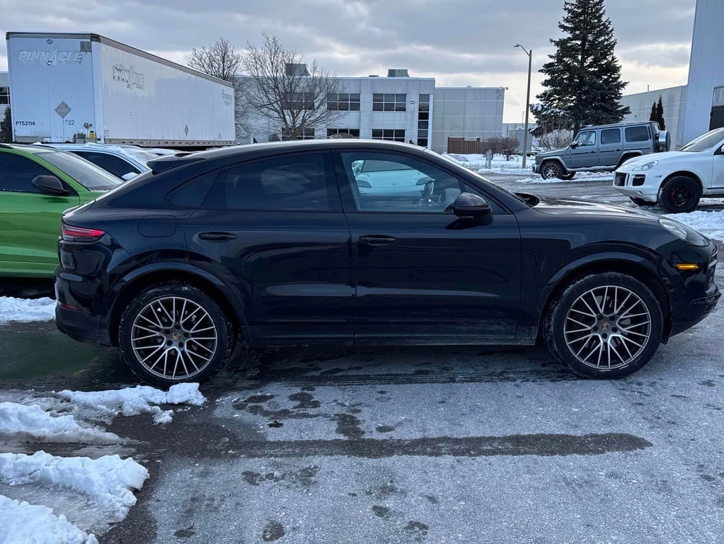 Porsche Cayenne 2022 Coupe AWD * CARFAX * БЕЗ ПЪРВОНАЧАЛНА ВНОСКА - изображение 4
