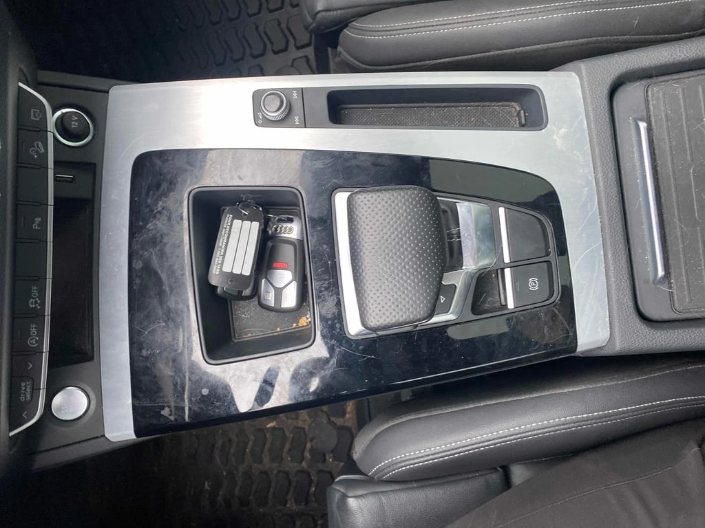 Audi Q5 * Progressiv * CARFAX * ���� �� �� | Mobile.bg � ����������� 17